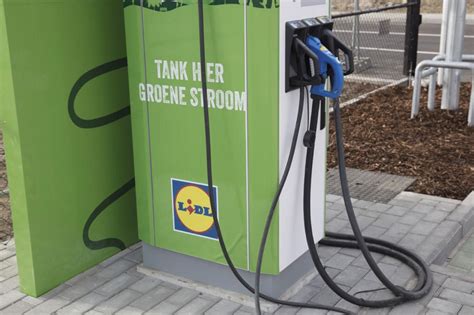 gratis laden lidl belgië|Lidl stopt met gratis laadpalen voor elektrische autos